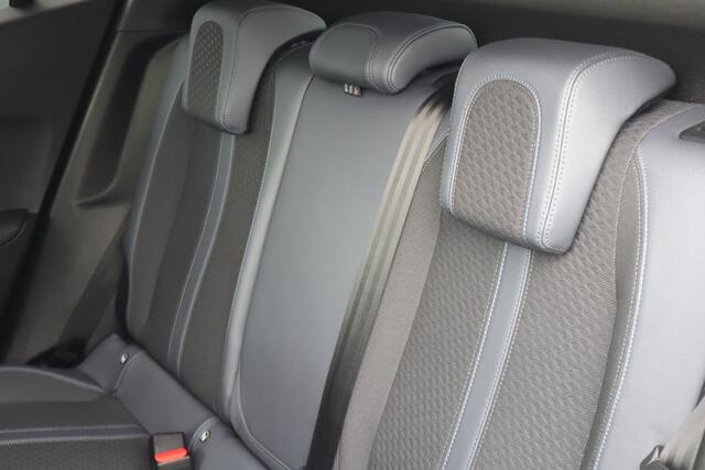 Peugeot 2008 1.2 PureTech Allure | Verkeersbord herkenning | Cruise | Hill hold |
