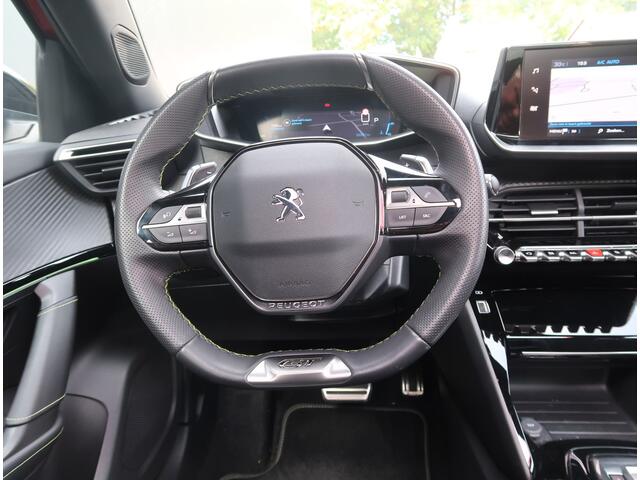 Peugeot 2008 130 Pk. Benzine *** GT *** AUTOMAAT * Bordeaux Rood i.c.m. Zwart Dak * Schuifdak * Alcantara Bekleding * Elektrisch + Verwarmde Stoelen * Trekhaak * Led Verlichting * Massage functie bestuurdersstoel * Vingerhoets; Vierde Generatie Eersteklas Service !