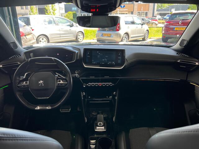 Peugeot 2008 1.2 PureTech GT Pack PANO | CAMERA | TREKHAAK | CARPLAY | KAHIN