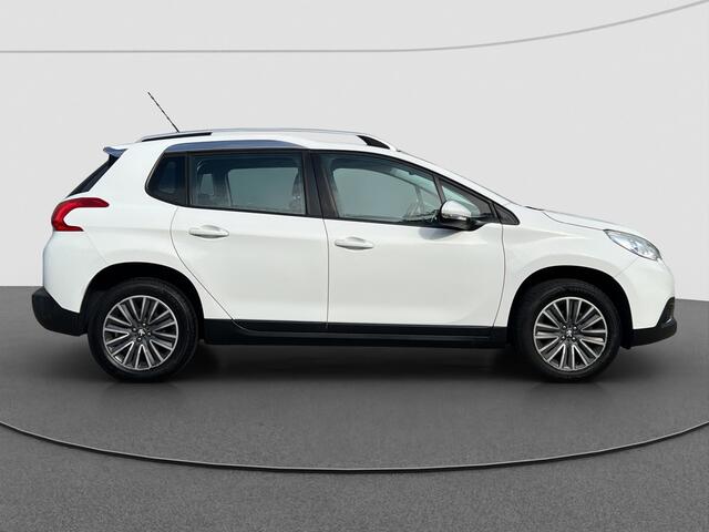 Peugeot 2008 1.2 PureTech Active | Pano | Navi | Sensoren |