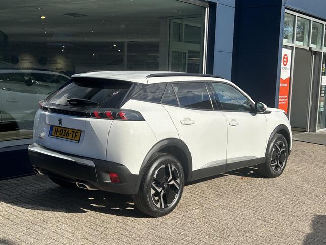Peugeot 2008 1.2 Turbo 130PK Allure Pack | 6-Bak | Navigatie | Camera | LED Verlichting | Stoelverwarming | Climate Control | Cruise Control | 17 Inch Lichtmetalen Velgen |