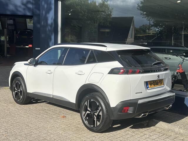 Peugeot 2008 1.2 Turbo 130PK Allure Pack | 6-Bak | Navigatie | Camera | LED Verlichting | Stoelverwarming | Climate Control | Cruise Control | 17 Inch Lichtmetalen Velgen |