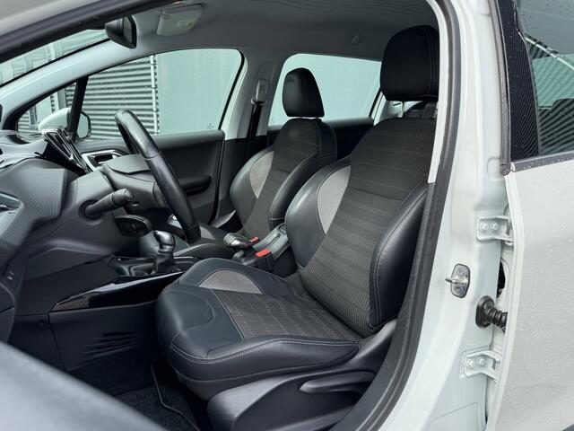 Peugeot 2008 BWJ 2016 | 1.2PT 82PK Allure | CLIMA | NAVI | CRUISE | PDC V+A | LEDERS/TOF | LICHTMETAAL |