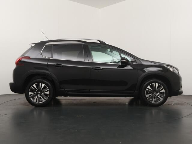 Peugeot 2008 1.2 PureTech GT-line - Navigatie - Trekhaak - Panoramadak