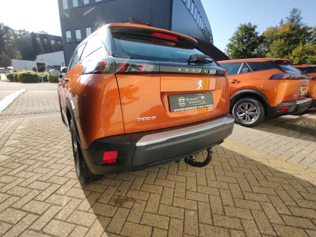 Peugeot 2008 1.2 PureTech Active Pack Trekhaak Navi-Carplay Cruise-Control Stoelverwarming Led