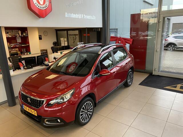 Peugeot 2008 1.2 PureTech Blue Lion,Panoramadak,Navigatie,Parkeerassistent,Airco,Cruisecontrol,Bluetooth,Connected Services,Achteruitrijsensoren,Ipod Usb Aansluiting
