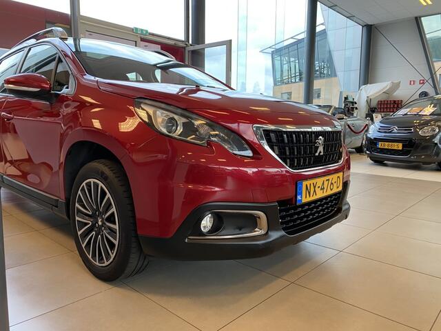 Peugeot 2008 1.2 PureTech Blue Lion,Panoramadak,Navigatie,Parkeerassistent,Airco,Cruisecontrol,Bluetooth,Connected Services,Achteruitrijsensoren,Ipod Usb Aansluiting