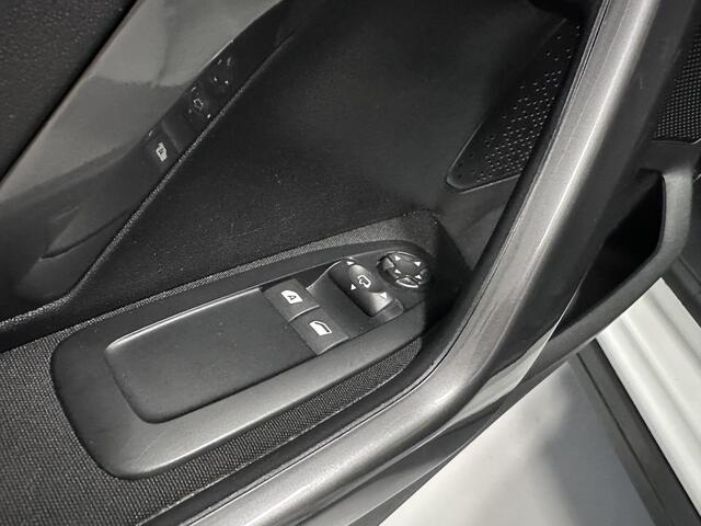 Peugeot 2008 1.2 PureTech Blue Lion