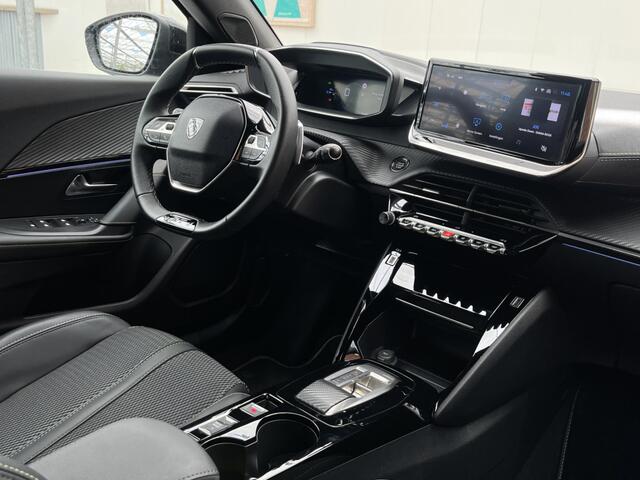 Peugeot 2008 Hybrid 136 GT | Two-Tone | Binnenkort binnen!
