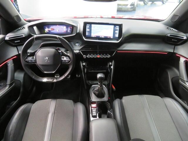 Peugeot 2008 1.2 PureTech GT