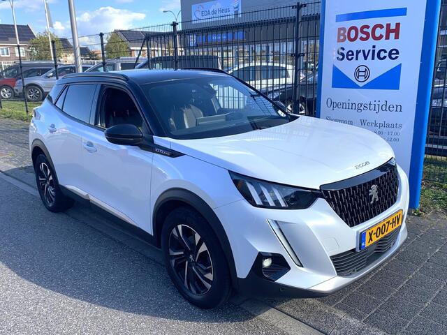 Peugeot 2008 1.2 PureTech EAT8-automaat GT-Line met o.a. navigatie, CarPlay, cruise, trekhaak, LED, etc.