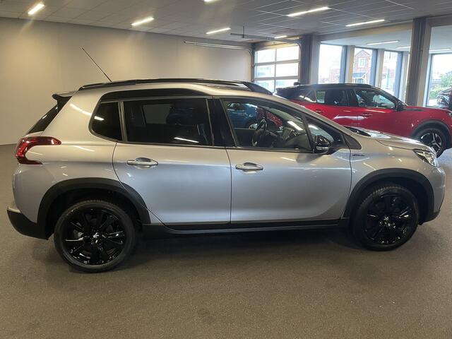 Peugeot 2008 1.2 PureTech GT-line Black Pack -Panoramadak_climate Controle-Navigatie-Achteruitrijucamera
