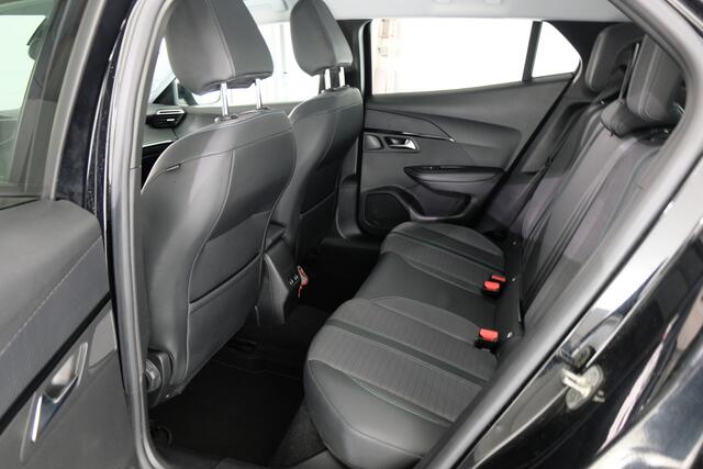 Peugeot 2008 1.2 PureTech Allure Pack | TREKHAAK | STOELVERW. |