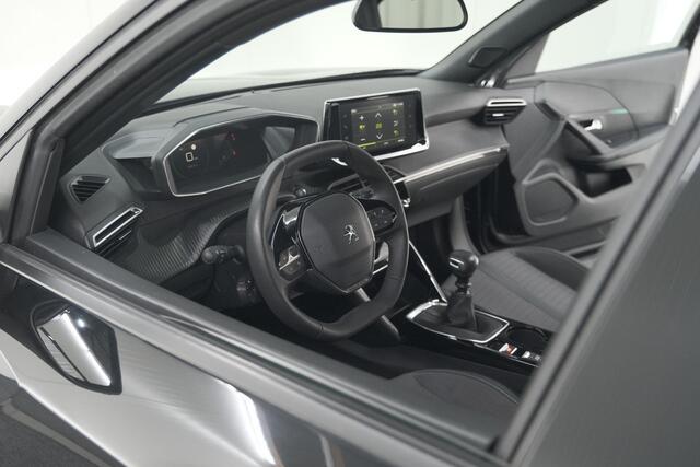 Peugeot 2008 PureTech 130 Allure Pack | Camera | Adaptieve Cruise Control | Stoelverwarming | Apple Carplay