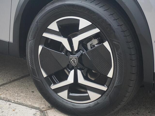 Peugeot 2008 1.2 PureTech 100 Allure