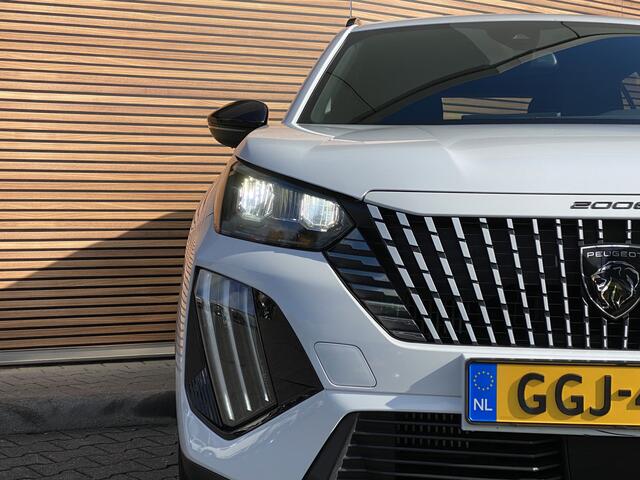 Peugeot 2008 1.2 PureTech 100 Allure Camera / Carplay / Navigatie