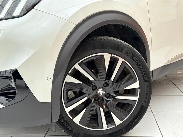 Peugeot 2008 PureTech 130 GT Pack | Keyless | Carplay/Android Auto | Camera achter |