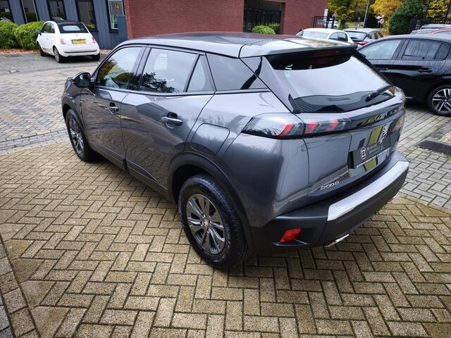 Peugeot 2008 1.2 PureTech Active Pack Aut. Airco | Apple CarPlay/Android Auto | LM Velgen