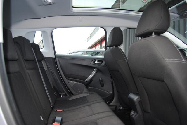 Peugeot 2008 1.2 PureT. Blue Lion