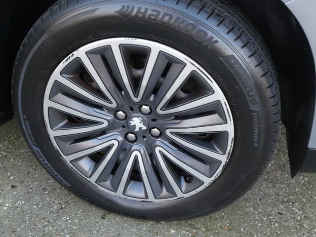 Peugeot 2008 1.2 PURETECH BLUE LION | PANO | CARPLAY | NAVIGATIE | 110 PK | NL-AUTO!!