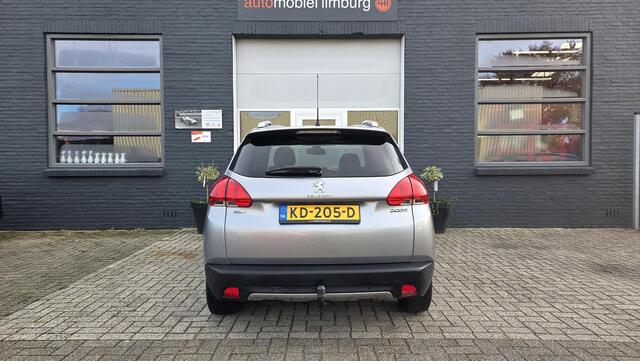 Peugeot 2008 1.2 PureTech Allure | NAVIAGTIE | PARKEERPAKKET | PANORAMADAK | VOLLEDIGE ONDERHOUDSHISTORIE