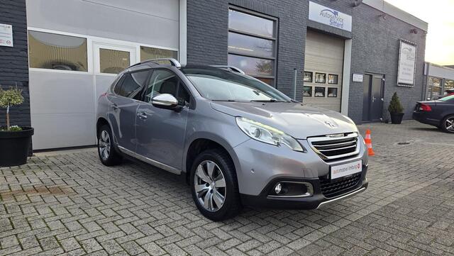 Peugeot 2008 1.2 PureTech Allure | NAVIAGTIE | PARKEERPAKKET | PANORAMADAK | VOLLEDIGE ONDERHOUDSHISTORIE