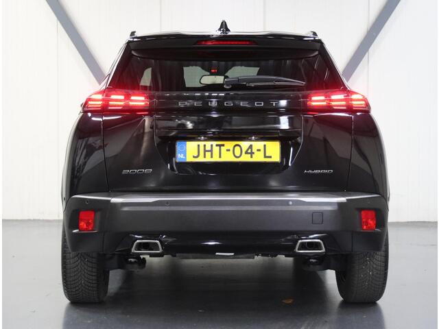 Peugeot 2008 1.2 Hybrid 136PK Allure | 1ste eigenaar | AppleCarplay/Android Auto | 17"LMV | 360'Camera | AUTOMAAT | Keyless | Adaptive Cruise Control | Climate Control | Camera | FULL LED | Isofix | Privacy Glass |