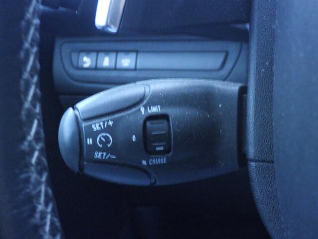 Peugeot 2008 1.2 Automaat Allure, Panodak, Cruise, Navi, NL/NAP, Compleet!