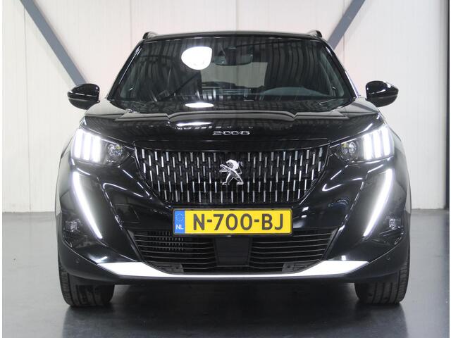 Peugeot 2008 130PK GT Pack | 1ste eigenaar | AUTOMAAT | Schuifkanteldak | LEER/Alcantara | Stoel verwarming | FOCALSOUND | Adaptive Cruise Control | Camera | Dodehoekdetectie | Sfeerverlichting | Isofix | Privacy Glass |