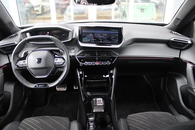 Peugeot 2008 1.2 130PK AUTOMAAT GT PACK | ELEKTRISCH BEDIENBARE BESTUURDERSSTOEL | NAVIGATIE | FULL LED KOPLAMPEN | DRAADLOZE APPLE CARPLAY/ANDROID AUTO | ADAPTIVE CRUISE CONTROL | CAMERA VOOR + ACHTER | CLIMATE CONTROL | LICHTMETALEN VELGEN 17" | KEYLESS ENTRY/START