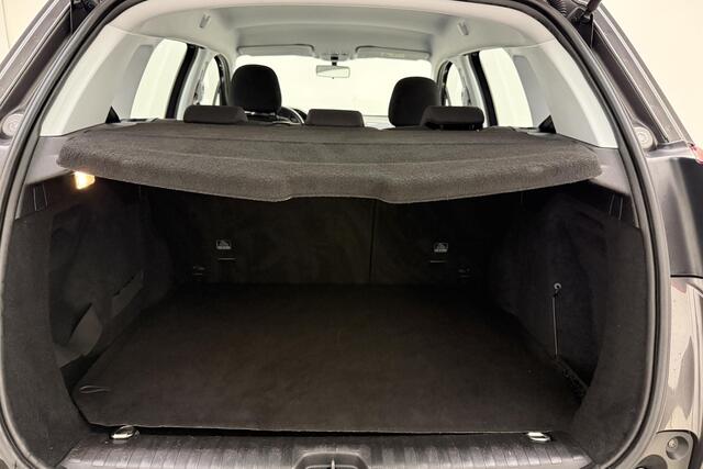 Peugeot 2008 1.2 PureTech Active 82 PK | Handgeschakeld | Trekhaak | Airco | Cruise Control | Navigatie | Bluetooth | Radio | USB | Stuurwielbediening | Elektrische ramen