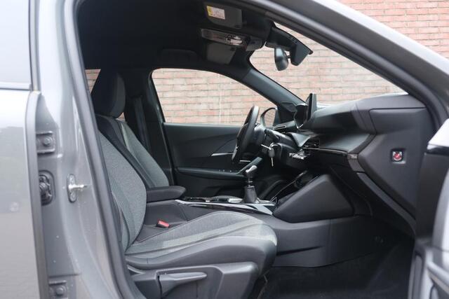 Peugeot 2008 1.2 PureTech 100pk Allure | App Connect | Climate | Cruise | DAB | PDC