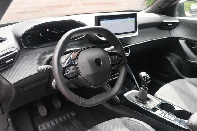 Peugeot 2008 1.2 PureTech 100pk Allure | App Connect | Climate | Cruise | DAB | PDC