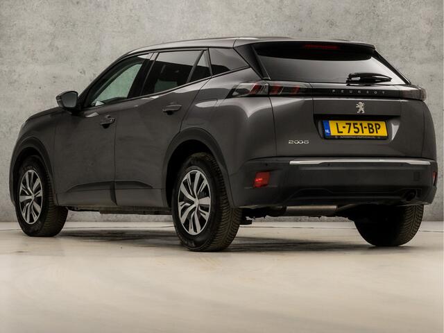 Peugeot 2008 1.2 PureTech Sport (APPLE CARPLAY, GROOT NAVI, GETINT GLAS, LED KOPLAMPEN, CLIMATE, SPORTSTOELEN, PARKEERSENSOREN, CRUISE, NIEUWSTAAT)