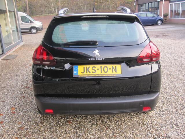 Peugeot 2008 1.2 PureTech Allure in nieuw staat apk 11-11-2026