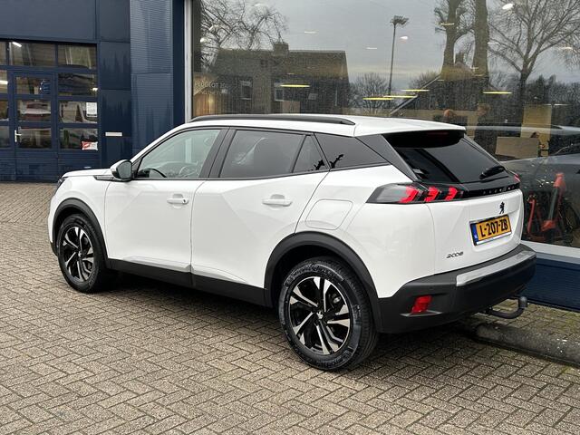 Peugeot 2008 1.2 Turbo 100 PK Allure Pack | Vaste Trekhaak 1200KG | Navigatie | Keyless Start | Lichtmetaal | Camera | Parkeersensoren Achter | Cruise Control | Climate control | LED Dagrijverlichting
