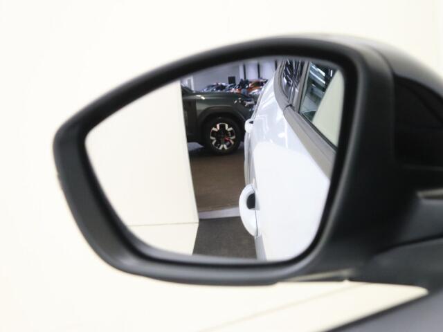 Peugeot 2008 1.2 PureTech 100 Allure TOPDEAL !!! P4