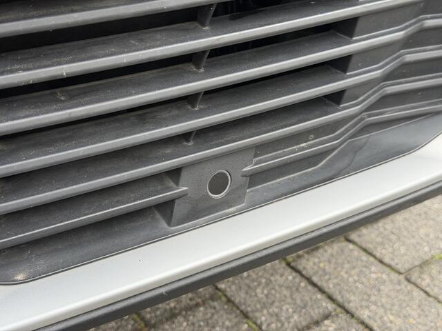 Peugeot 2008 GT 1.2 PureTech 130PK EAT8 Automaat Navigatie, Rondomzichtcamera, Keyless, Panoramadak, Alcantara, Stoelverwarming, Massage