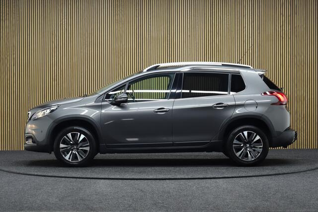 Peugeot 2008 1.2 PureTech Automaat Allure | Panoramadak | Trekhaak | Cruise-control | Apple Carplay & Android Auto | Leder | Clima | Parkeerassistent | Navigatie | LM Velgen