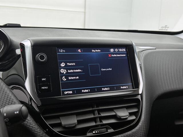Peugeot 2008 110 PK Signature | Rijklaar | Navigatie | Parkeersensoren | LM Velgen |