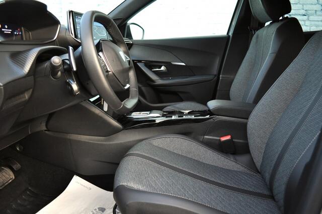Peugeot 2008 1.2 All Pck Aut navi rondomz cam dodeh sens
