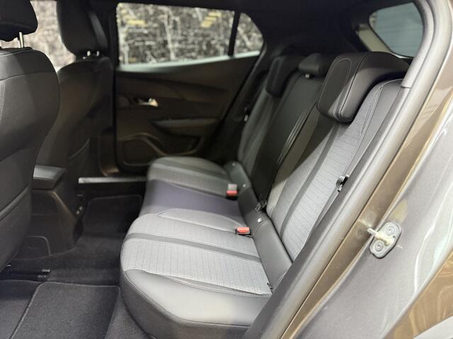 Peugeot 2008 1.2 PureTech Allure Pack