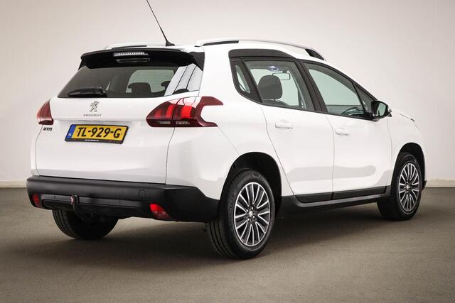 Peugeot 2008 1.2 PureTech Blue Lion | PANORAMADAK | SFEERVERLICHTING | NAVIGATIE | DAB | APPLE | TREKHAAK