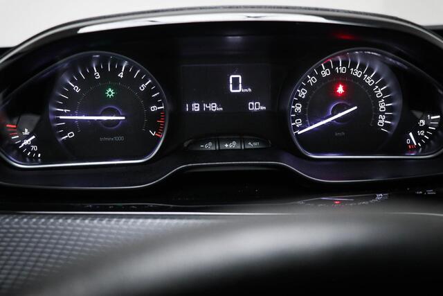 Peugeot 2008 1.2 PureTech Blue Lion | PANORAMADAK | SFEERVERLICHTING | NAVIGATIE | DAB | APPLE | TREKHAAK