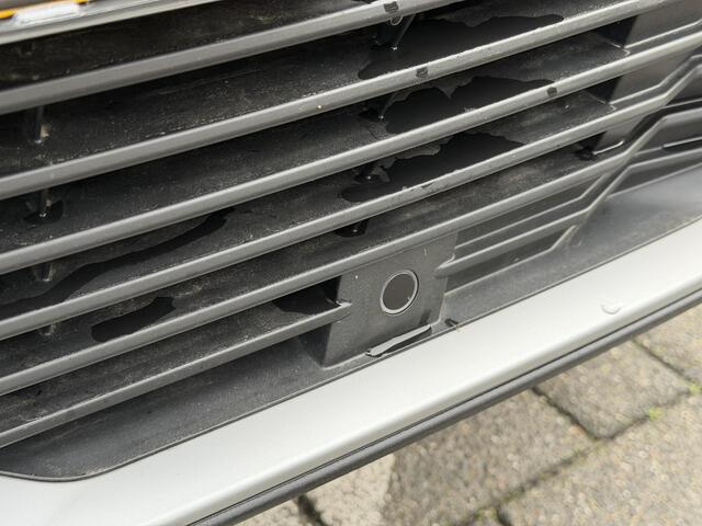 Peugeot 2008 GT 1.2 Hybrid 136PK e-DCS6 Automaat Navigatie, Achteruitrijcamera, Keyless, Parkeersensoren, Adaptieve Cruise Control, Apple Carplay, Android Auto