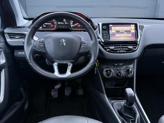 Peugeot 2008 1.2 PureTech Blue Lion 2e Eigenaar,Navi,110pk,Pano,Leder,Airco,Cruise,Pdc,Weinig Km,N.A.P,Nieuwe Apk bij Aflevering