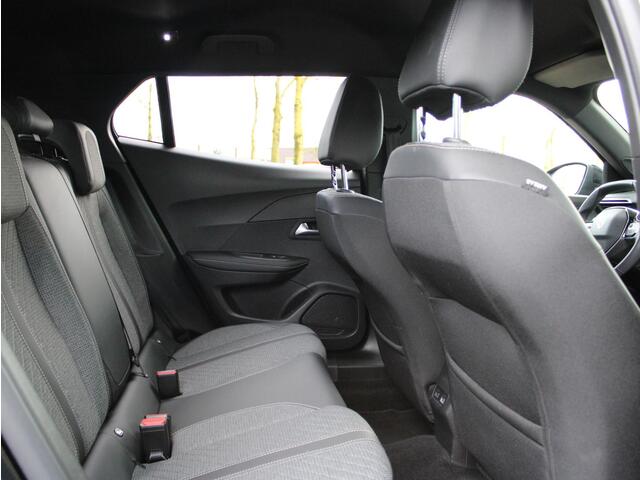 Peugeot 2008 1.2 PureTech 130 Allure | Apple Carplay / Camera / Stoelverwarming