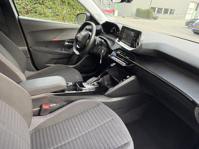 Peugeot 2008 1.2 PureTech Active Pack Automaat, Parelmoer lak, Navigatie, LED, Parkeersensoren