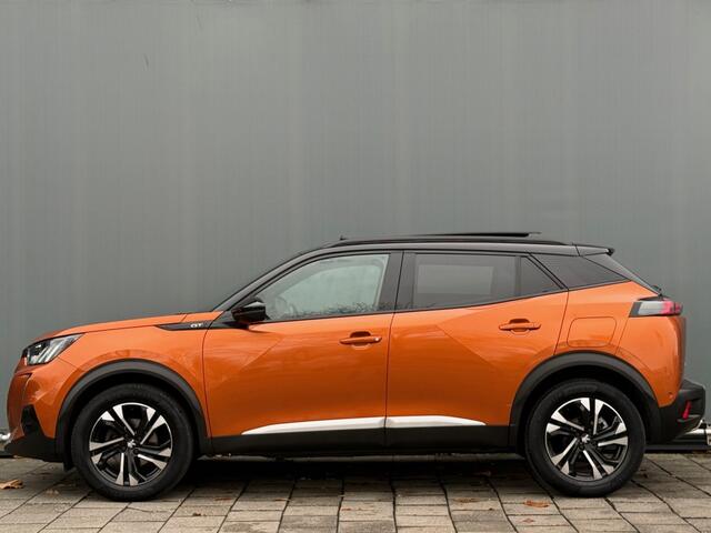 Peugeot 2008 BWJ 2021 | 1.2T 131PK GT | PANO SCHUIFDAK | VOCAL | CAMERA A | CLIMA | NAVI | CARPLAY | PRIVACY GLASS | PDC 2X | LEDER/STOF |