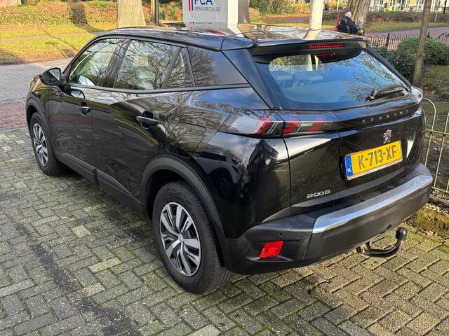 Peugeot 2008 1.2 PureTech Blue Lease Active